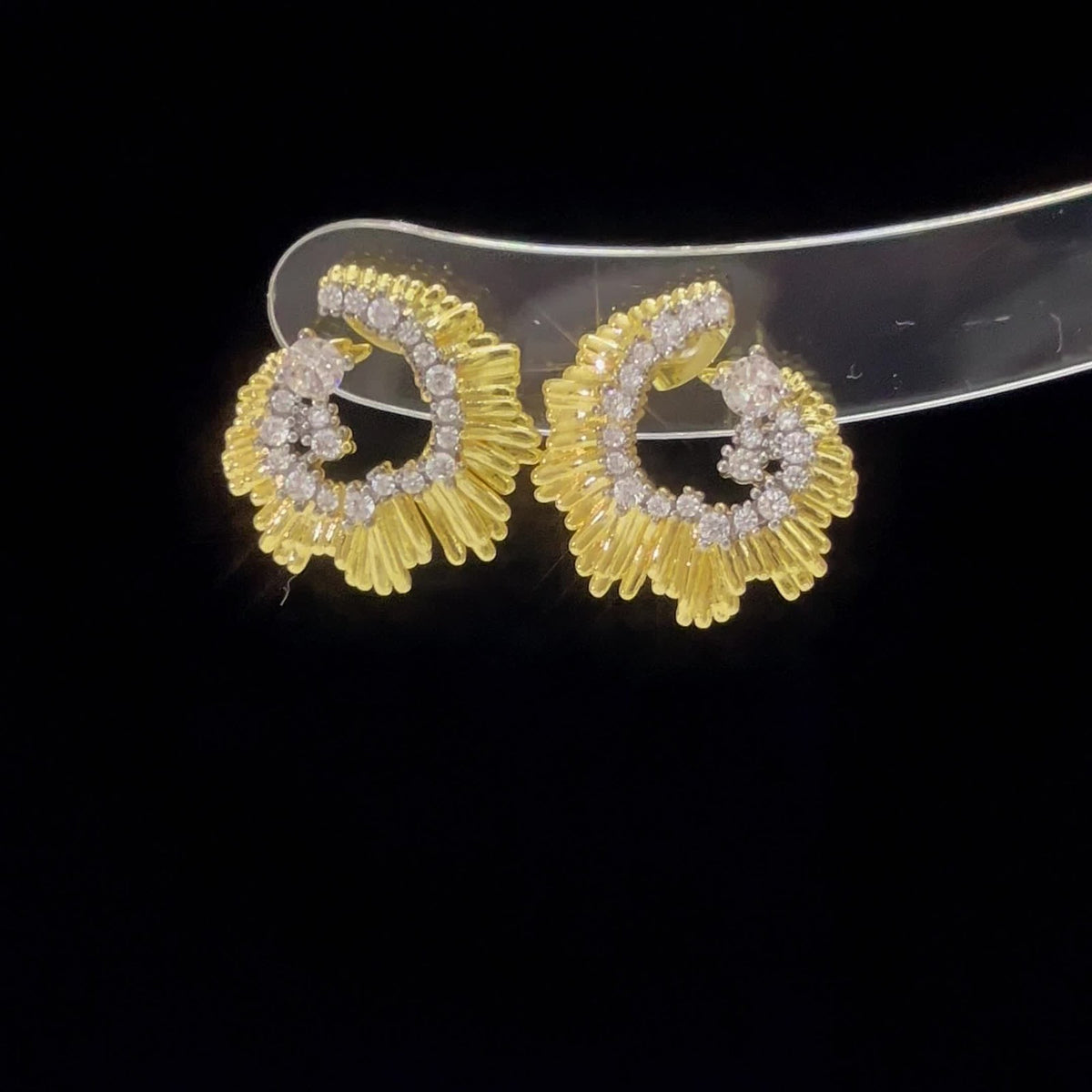 18k Vintage Sunburst Earrings