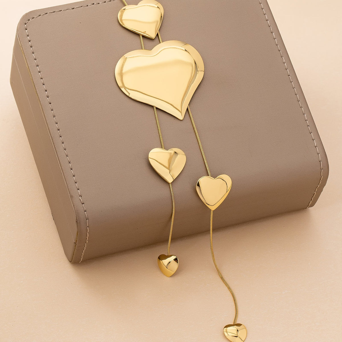 18k Elegant Heart Cascade Necklace