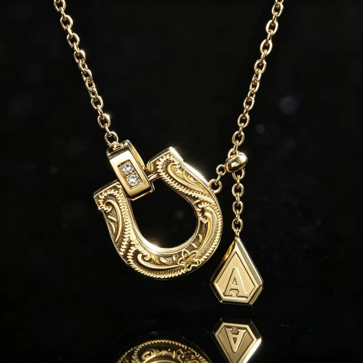 14k Vintage Horseshoe Necklace
