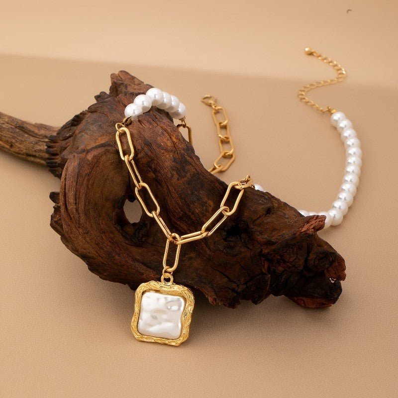 Elegant Pearl Link Necklace