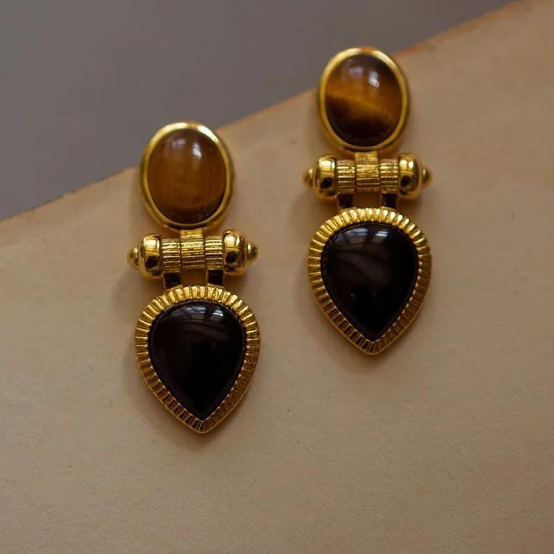 18k Vintage Teardrop Drop Earrings