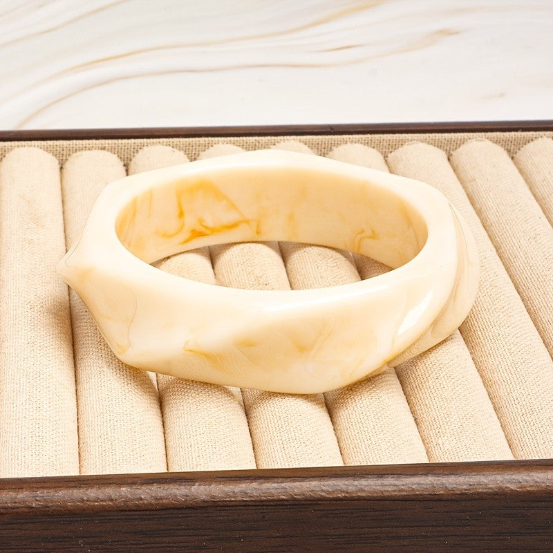 3PC Vintage Resin Bangle Set