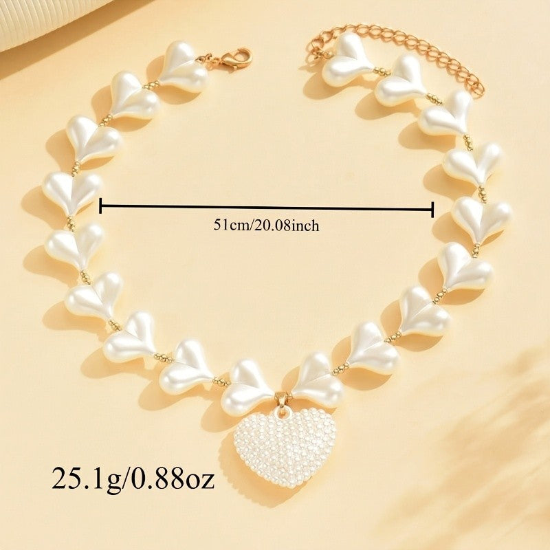 Elegant Heart Pearl Necklace