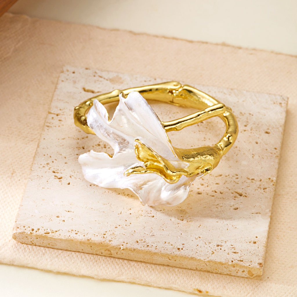18k Vintage Floral Cuff Bracelet