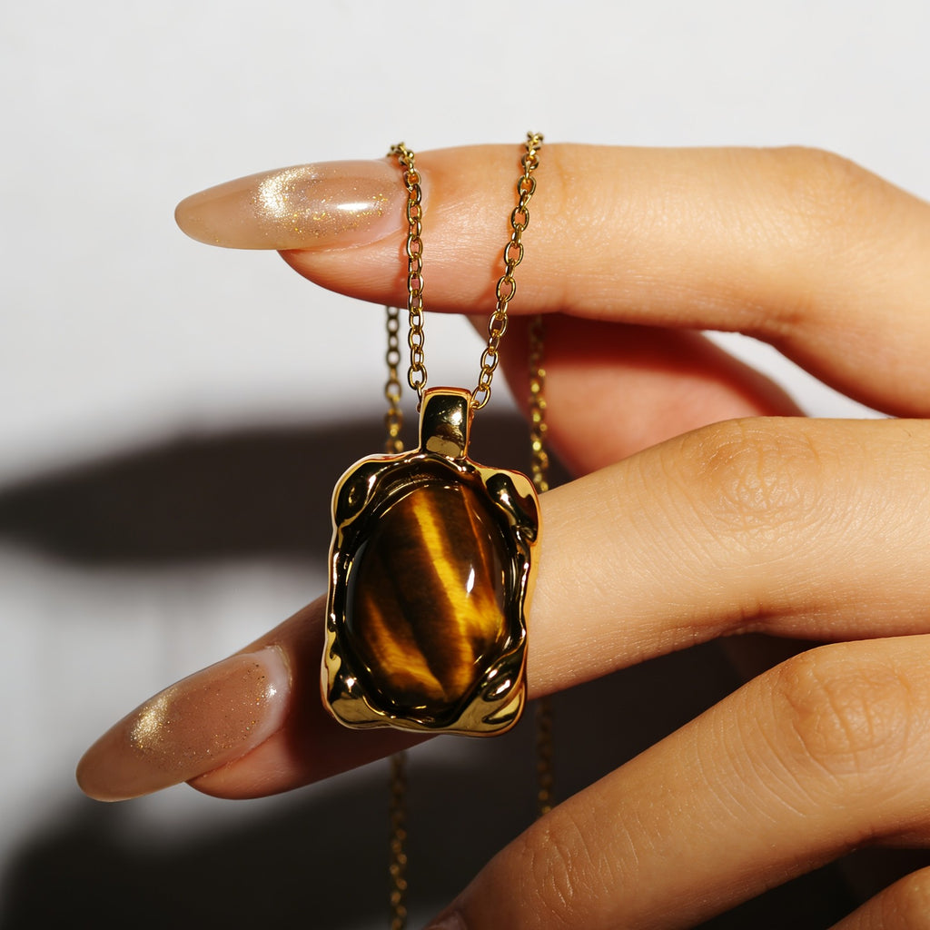 18k Vintage Tiger's Eye Necklace