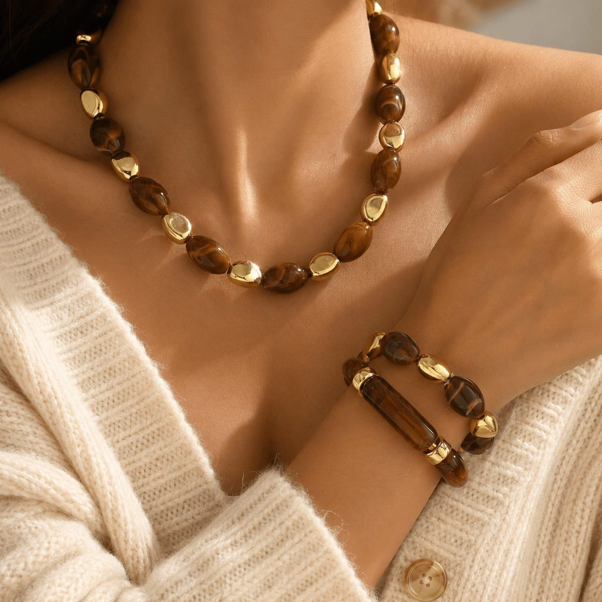 3PC Vintage Resin Jewelry Set