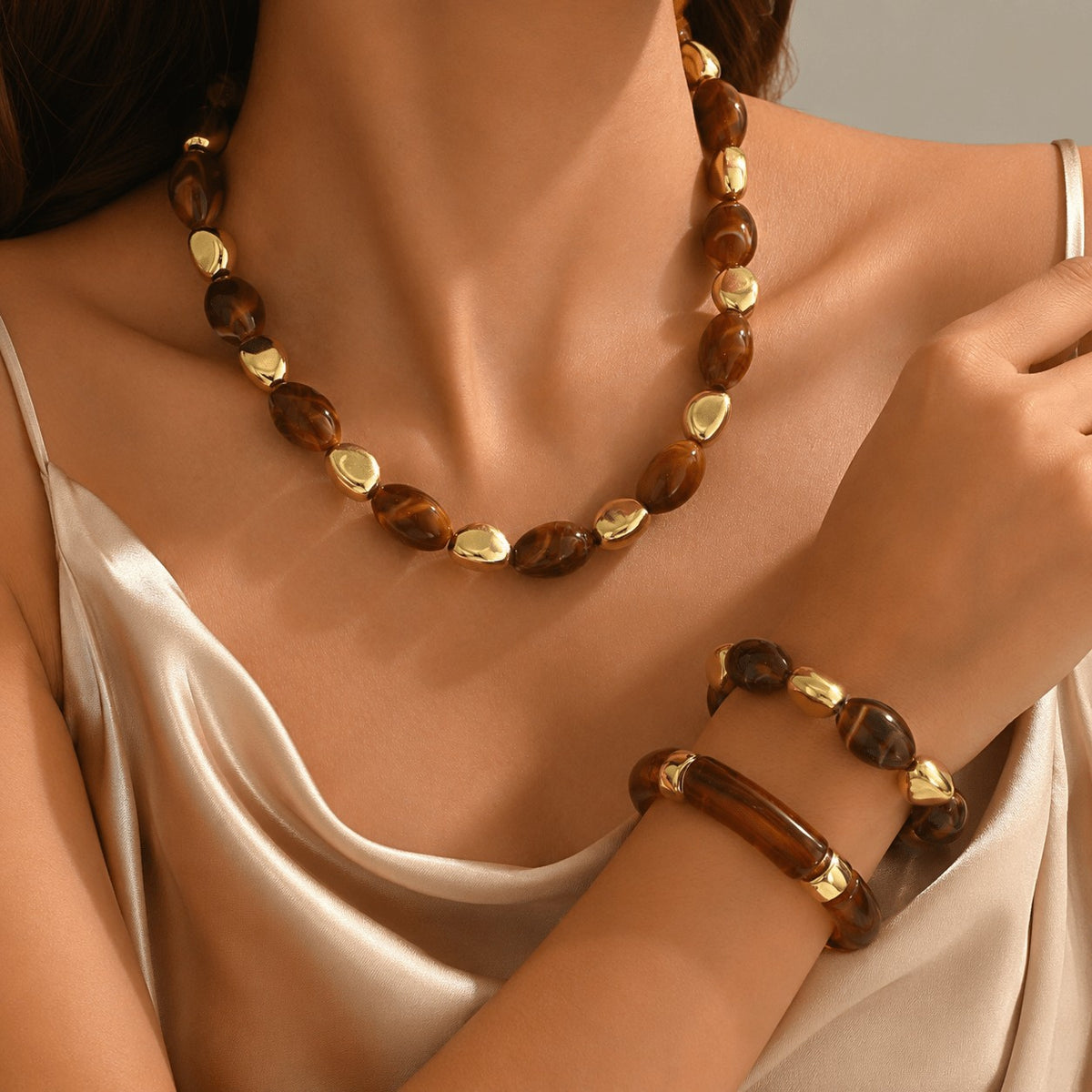 3PC Vintage Resin Jewelry Set