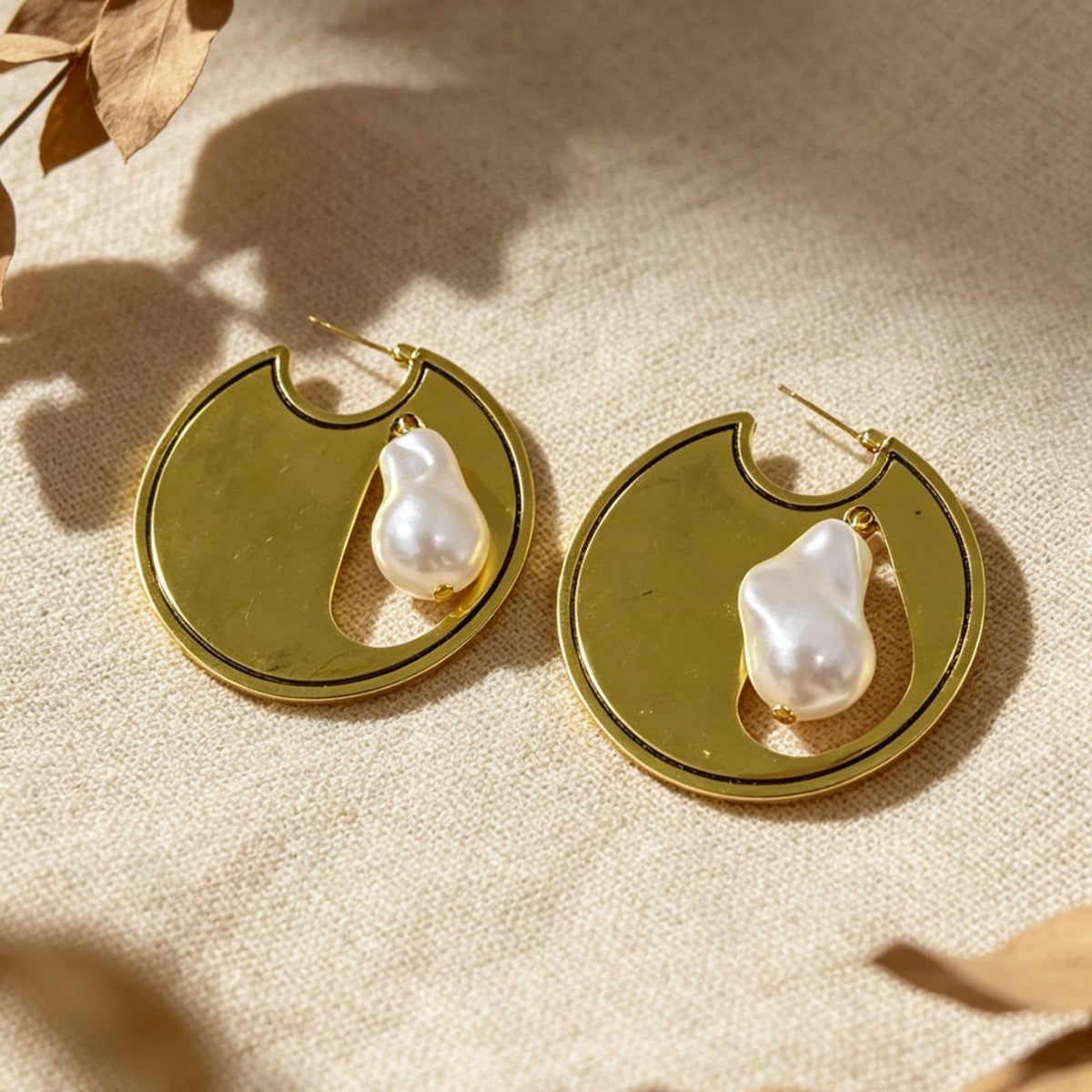 Vintage Geometric Pearl Earrings