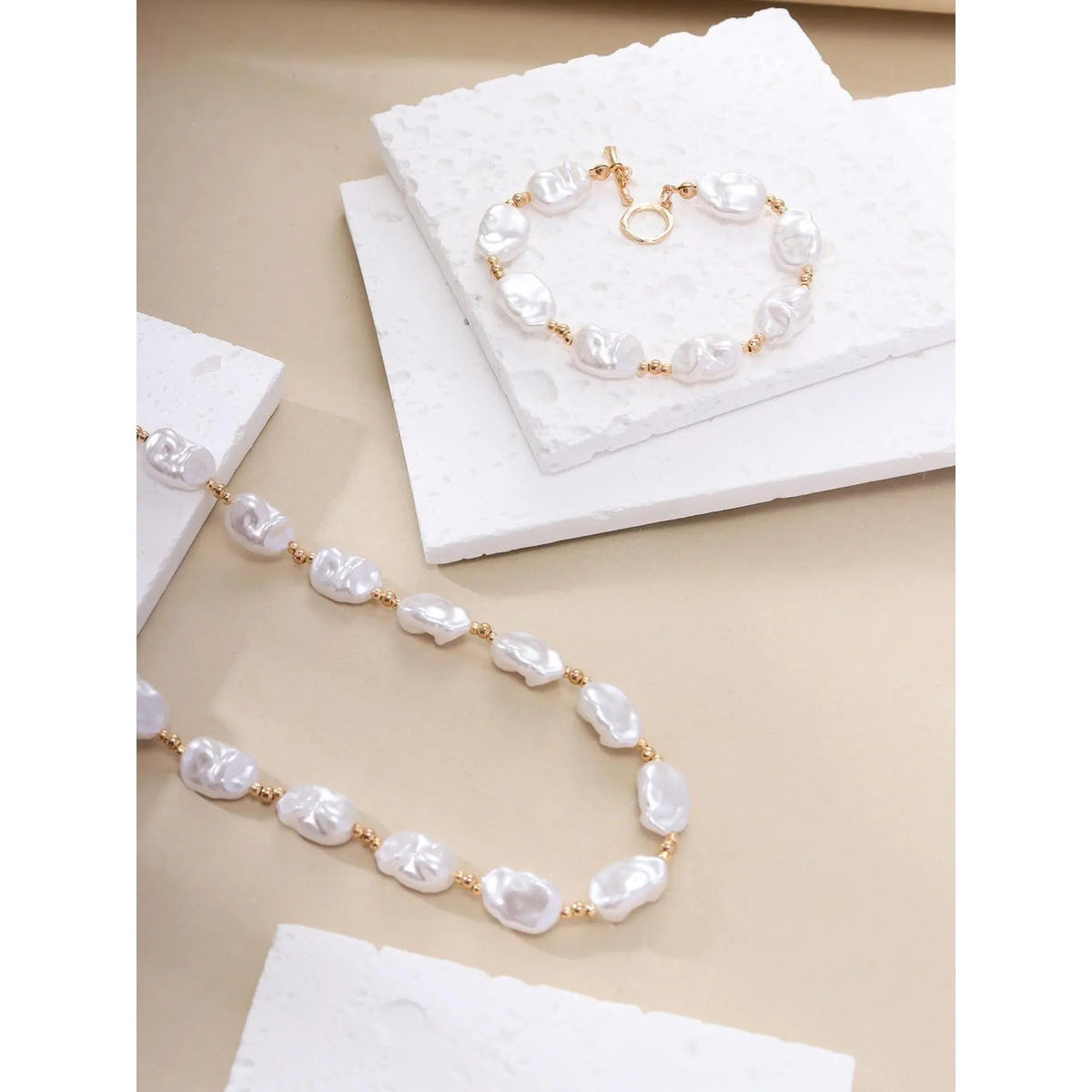 2PC Baroque Pearl Necklace & Bracelet Set