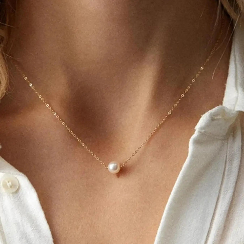 Dainty Faux Pearl Necklace
