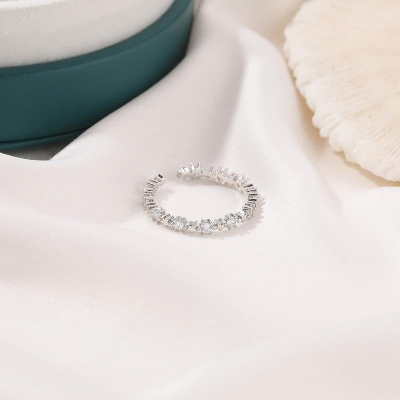 Dainty Star Ring
