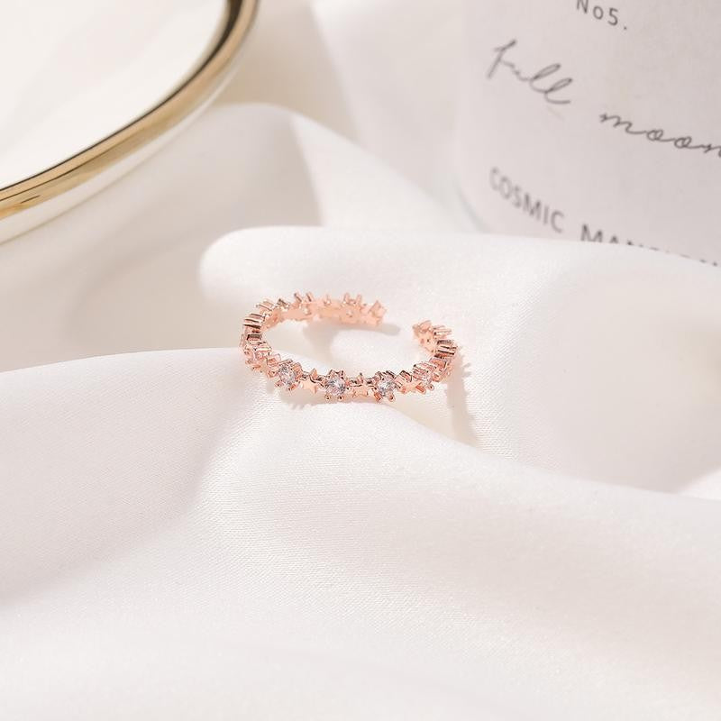 Dainty Star Ring