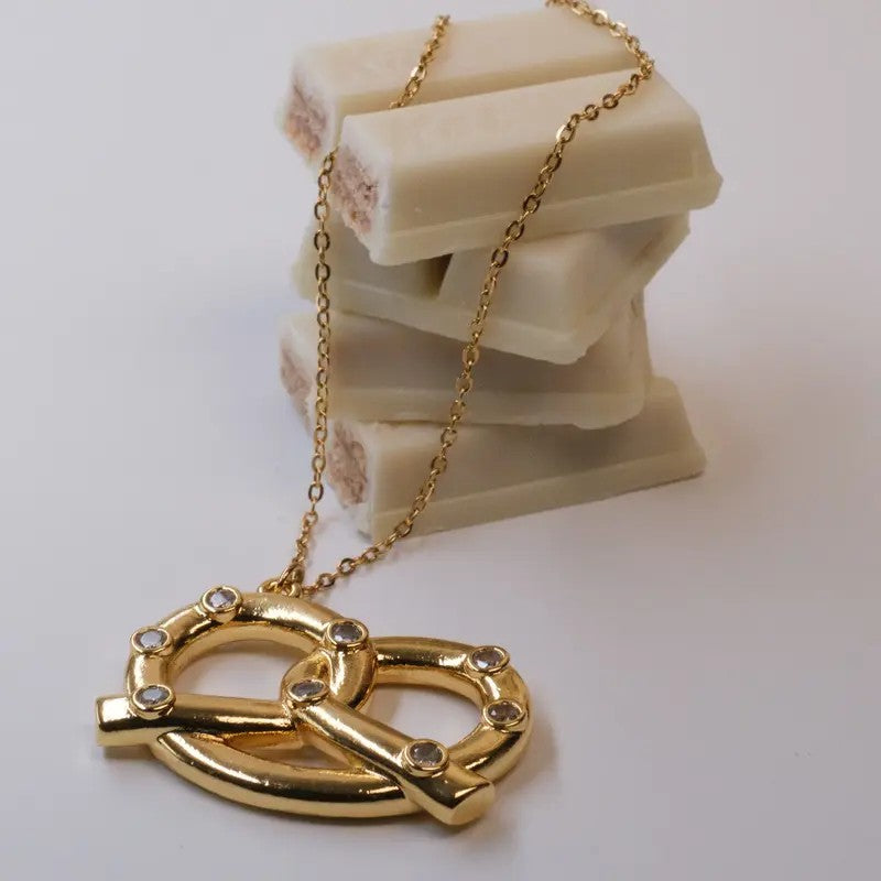 18k Dainty Pretzel Necklace