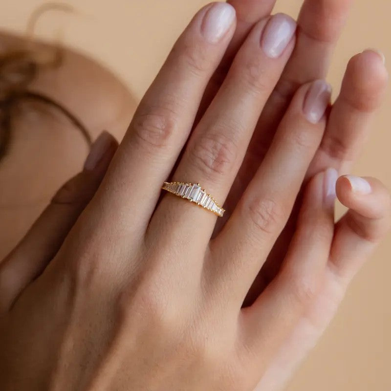 18k Vintage Baguette Ring
