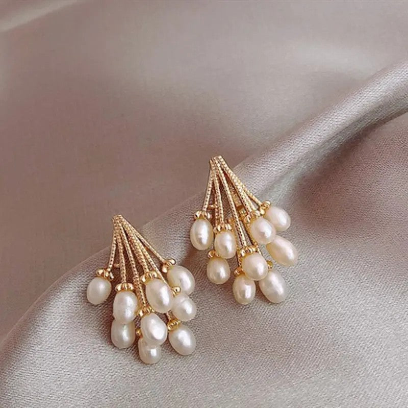18k Elegant Pearl Drop Earrings