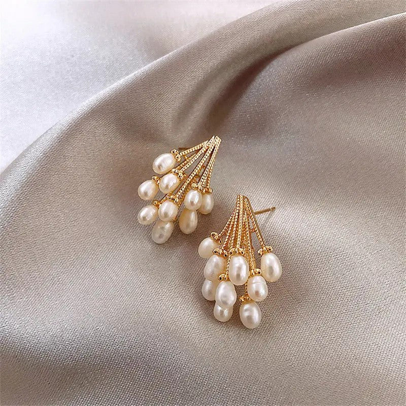 18k Elegant Pearl Drop Earrings