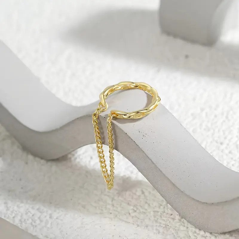 18k Elegant Chain Ear Cuff