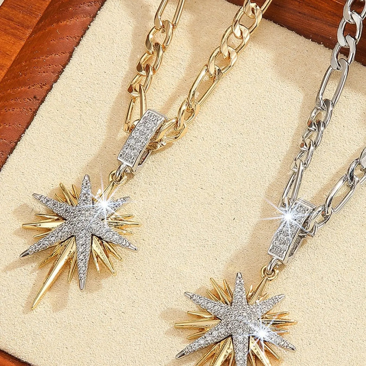 Geometric Star Chain Necklace