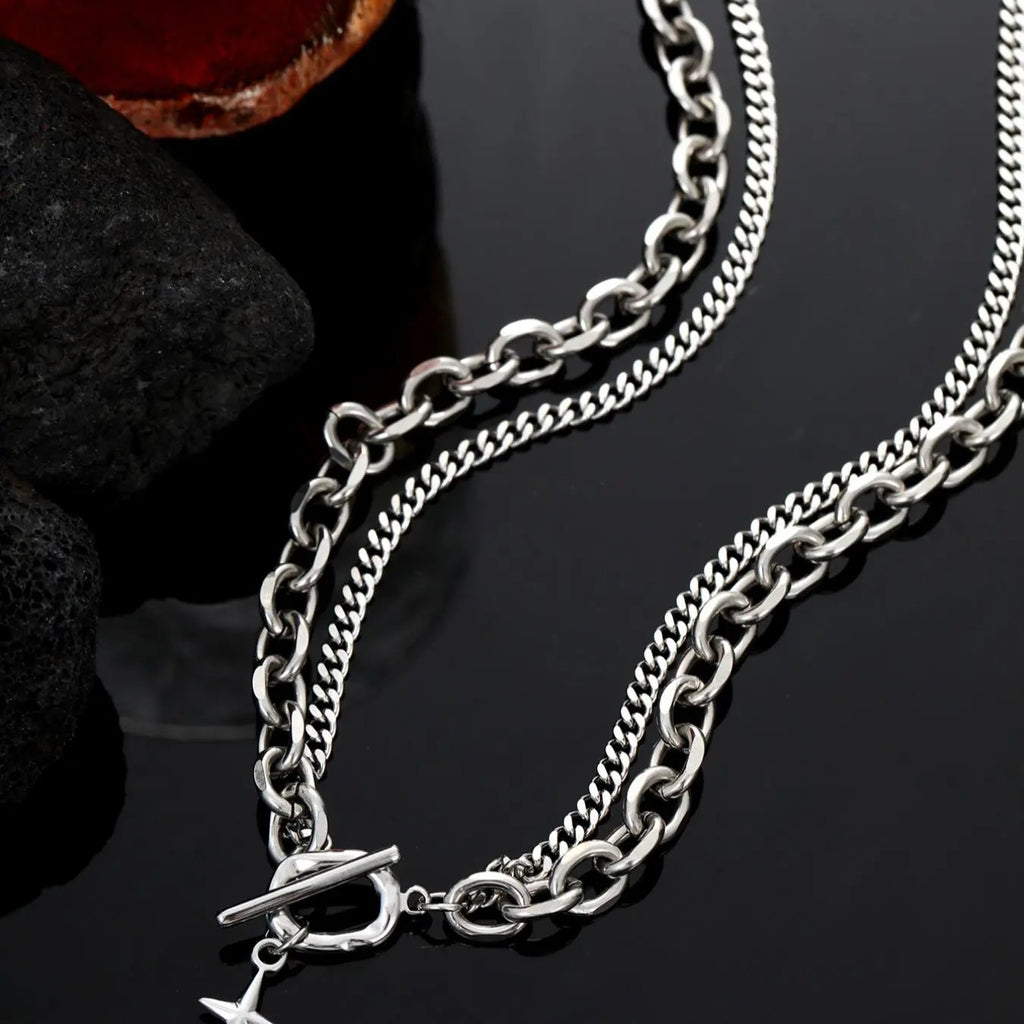 Minimal Star Toggle Necklace