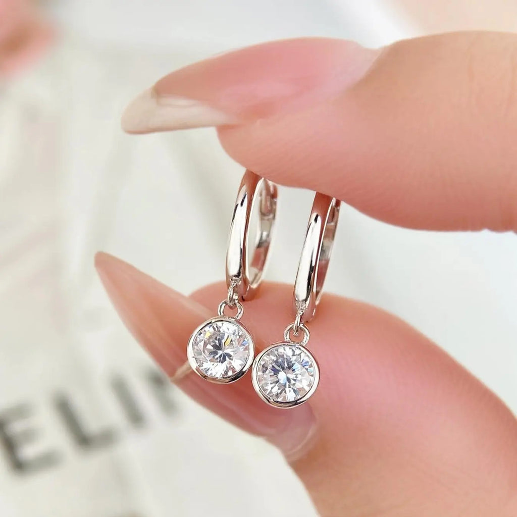Minimal Zircon Drop Earrings