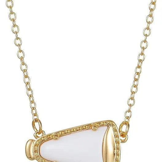 18k Elegant Cheer Necklace