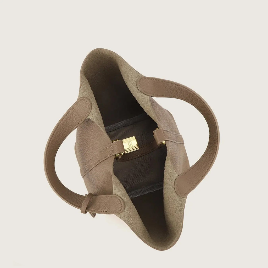 Elegant Minimal Bucket Bag