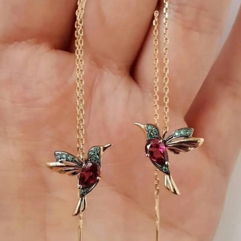 Dainty Hummingbird Necklace