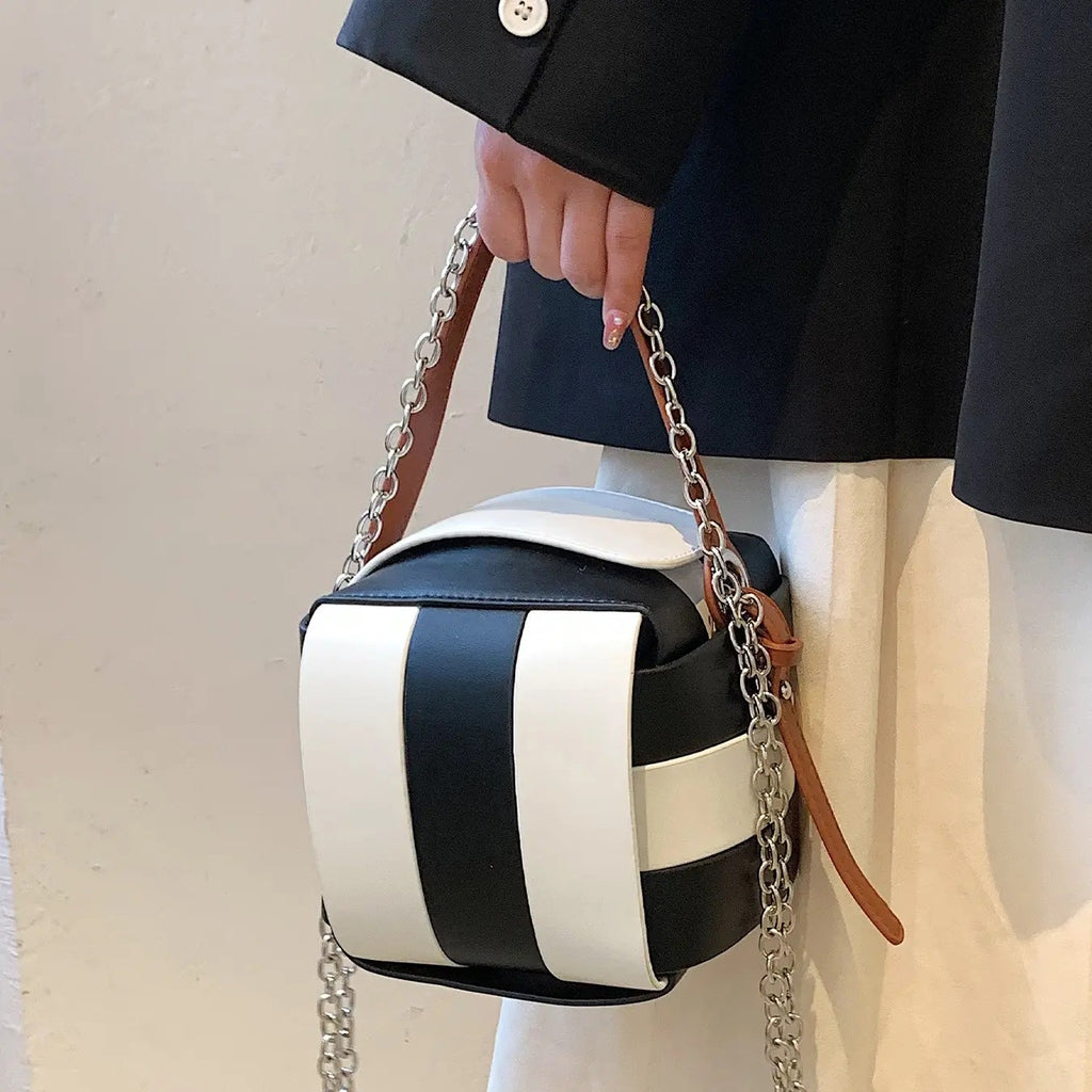 Geometric Contrast Bucket Bag