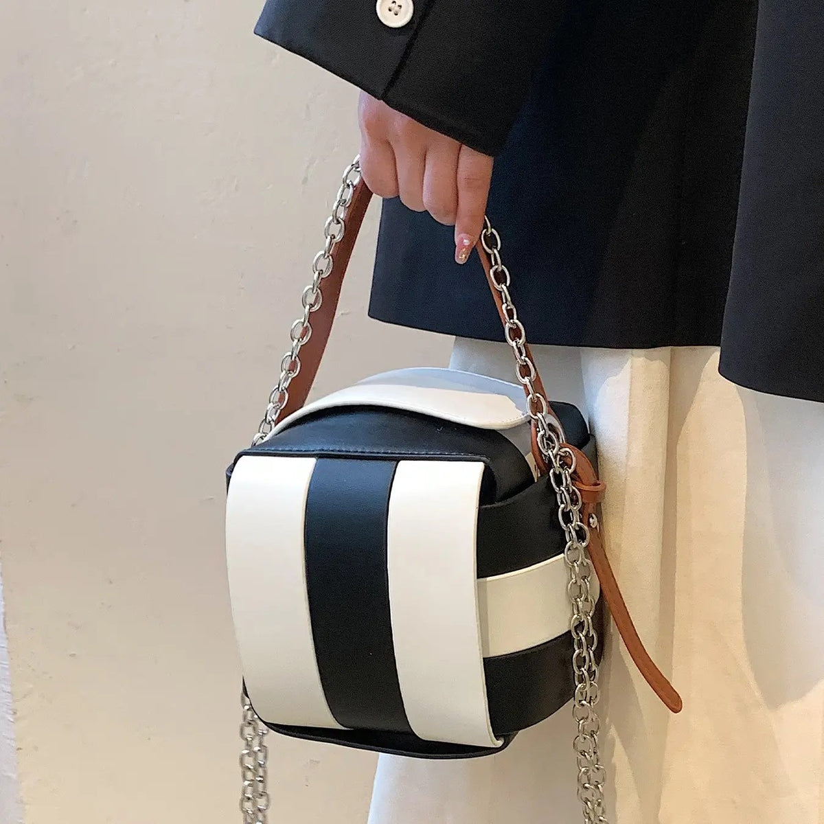 Geometric Contrast Bucket Bag