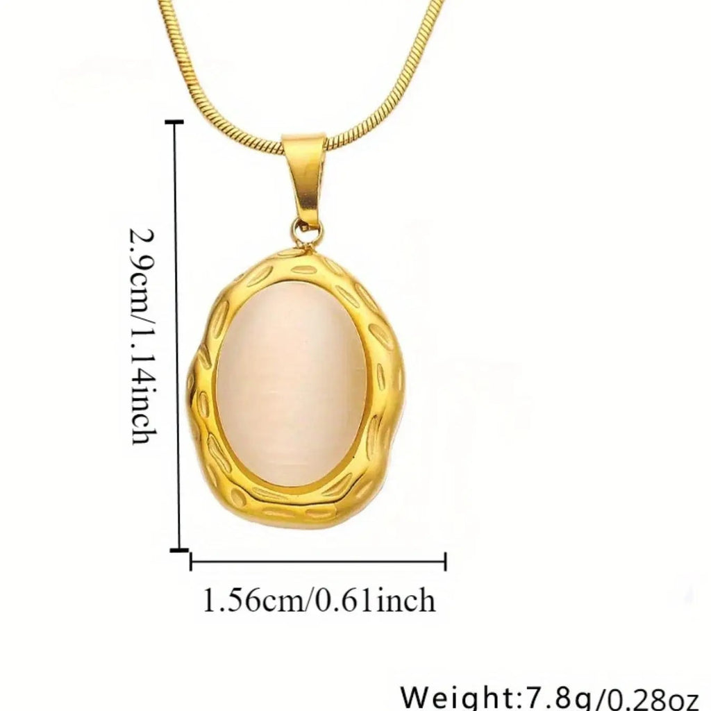 18k Elegant Oval Pendant Necklace