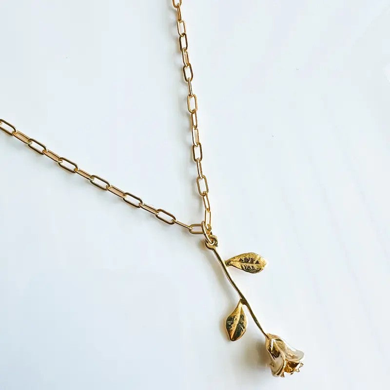 18k Dainty Rose Necklace