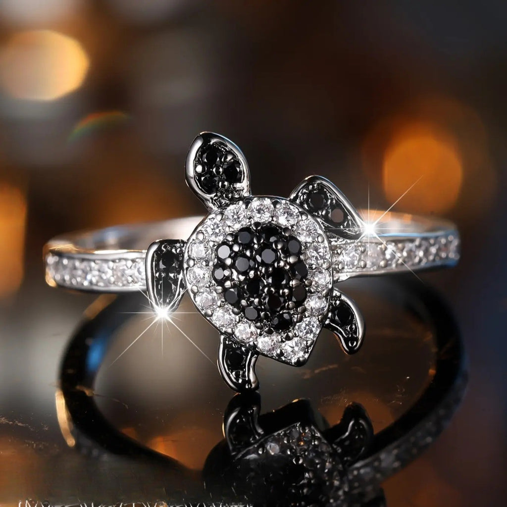 Dainty Turtle Ring