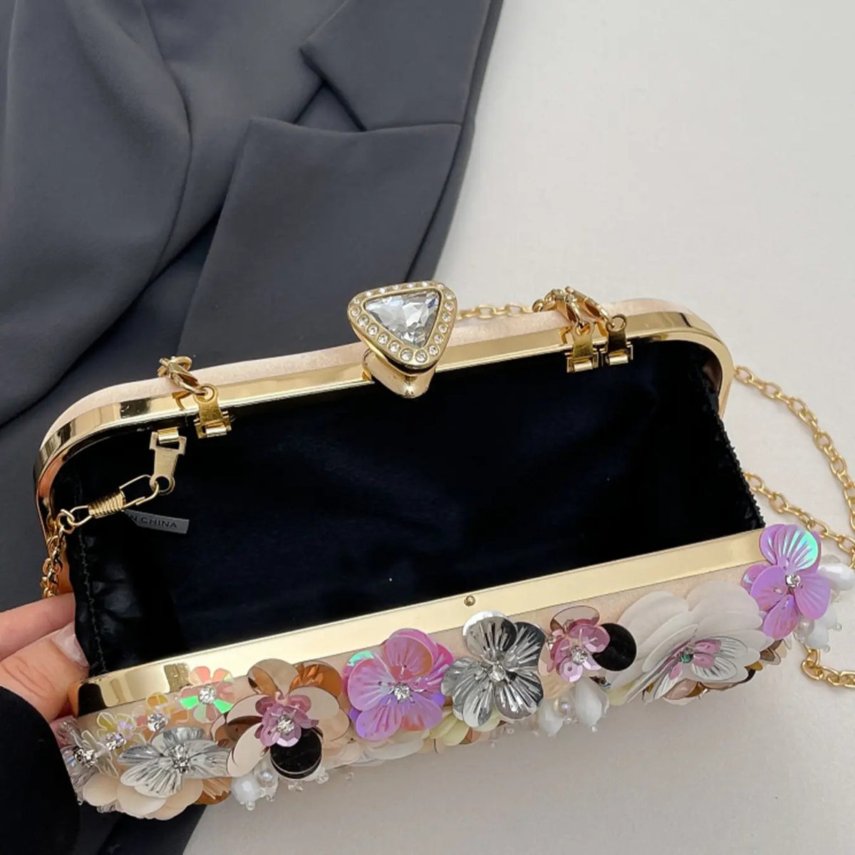 Elegant Floral Clutch