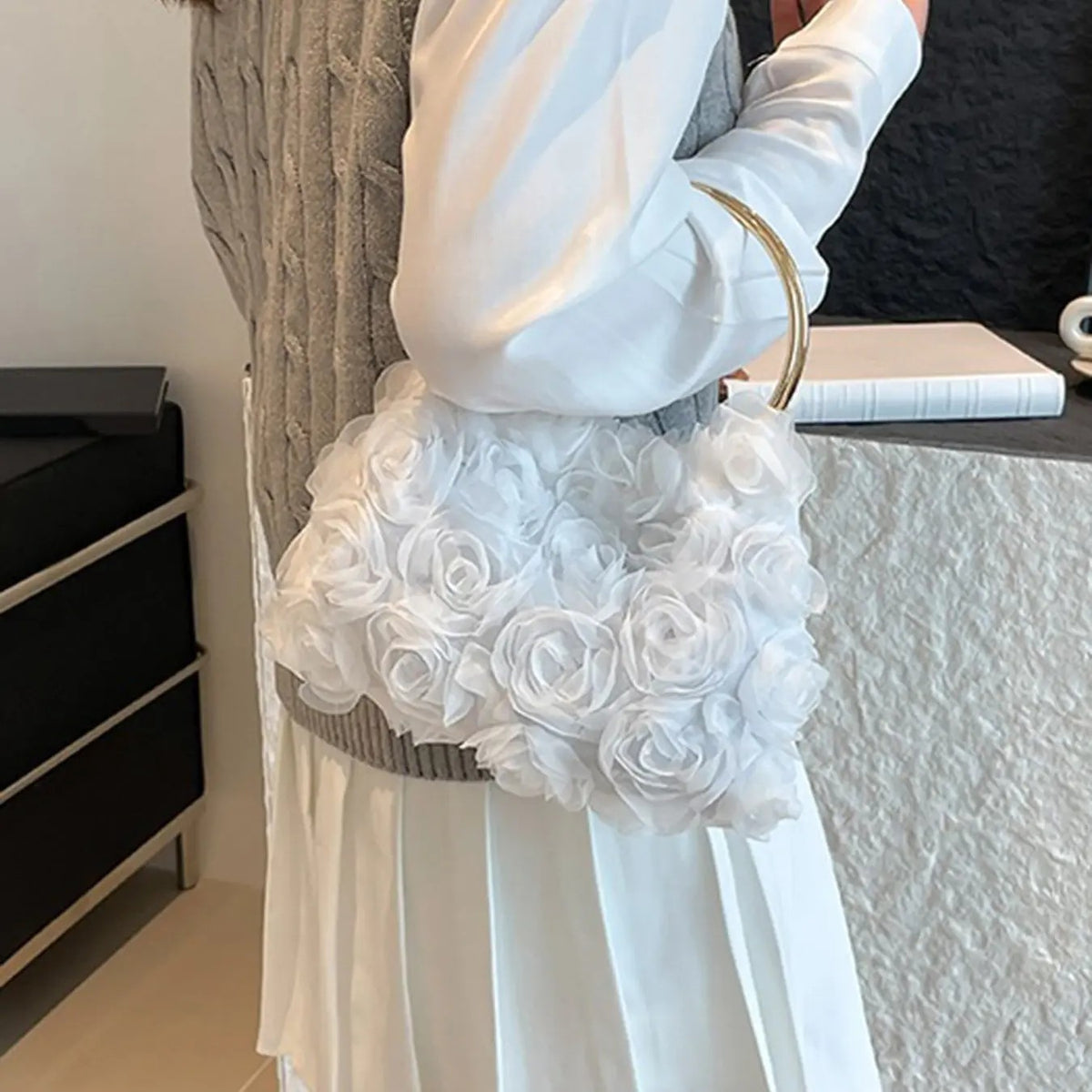 Elegant Floral Rose Handbag