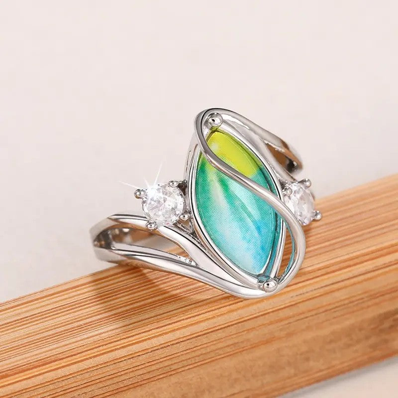 Vintage Iridescent Oval Ring
