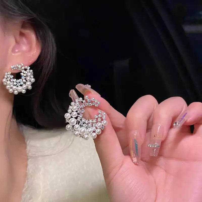 Elegant Pearl Star Stud Earrings