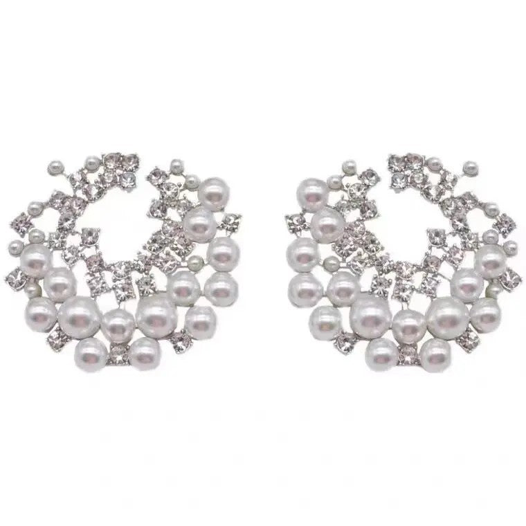 Elegant Pearl Star Stud Earrings