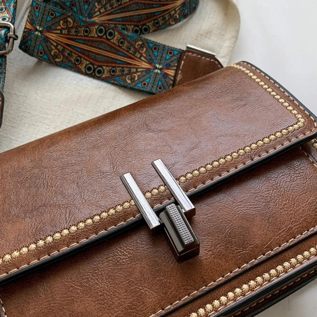 Retro Woven Strap Crossbody Bag