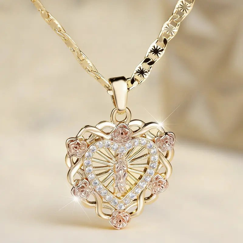 18k Elegant Heart Pendant Necklace