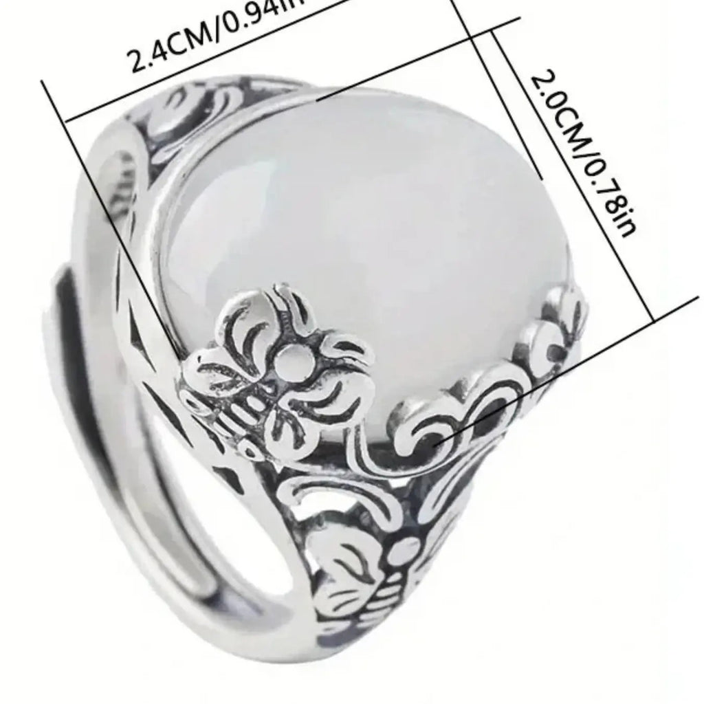 Vintage White Stone Flower Ring