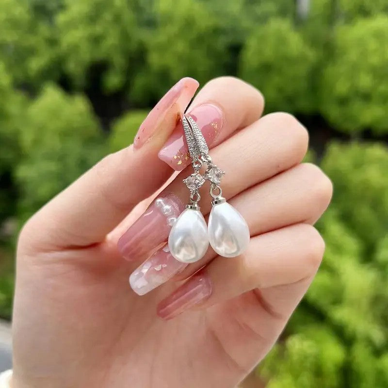 Elegant Teardrop Pearl Earrings