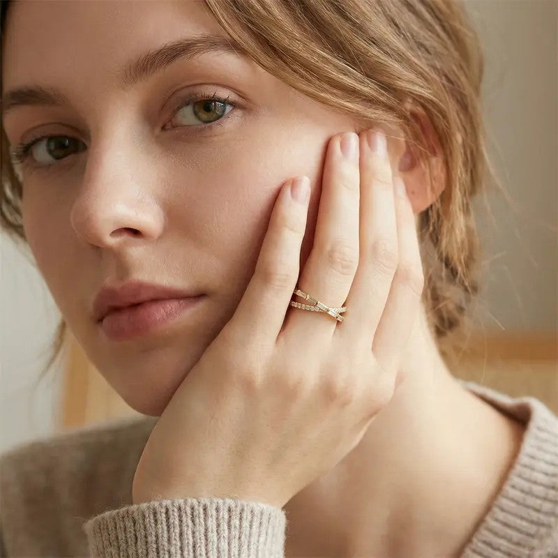 Elegant Crossover Ring