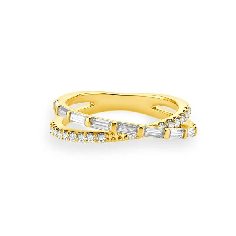 Elegant Crossover Ring