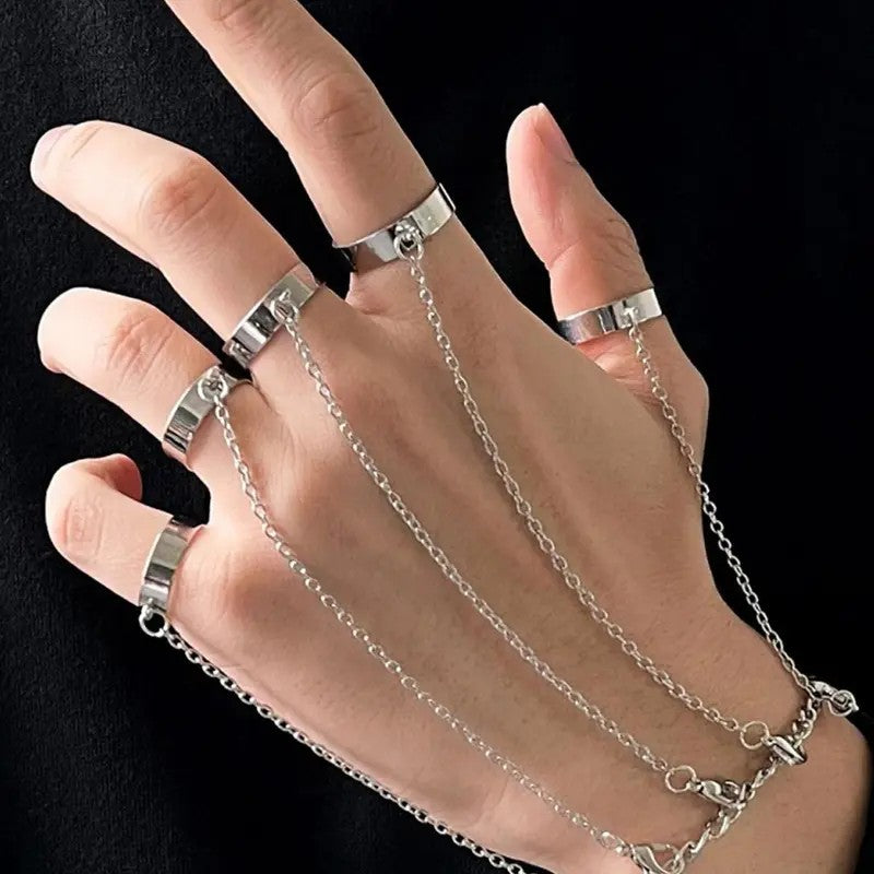 Minimal Chain Hand Bracelet