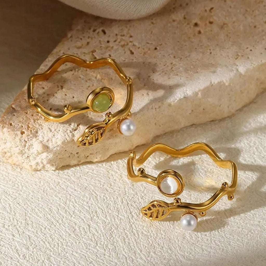 18k Pearl Leaf Open Ring