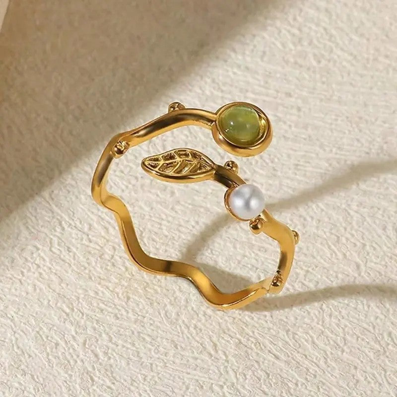 18k Pearl Leaf Open Ring