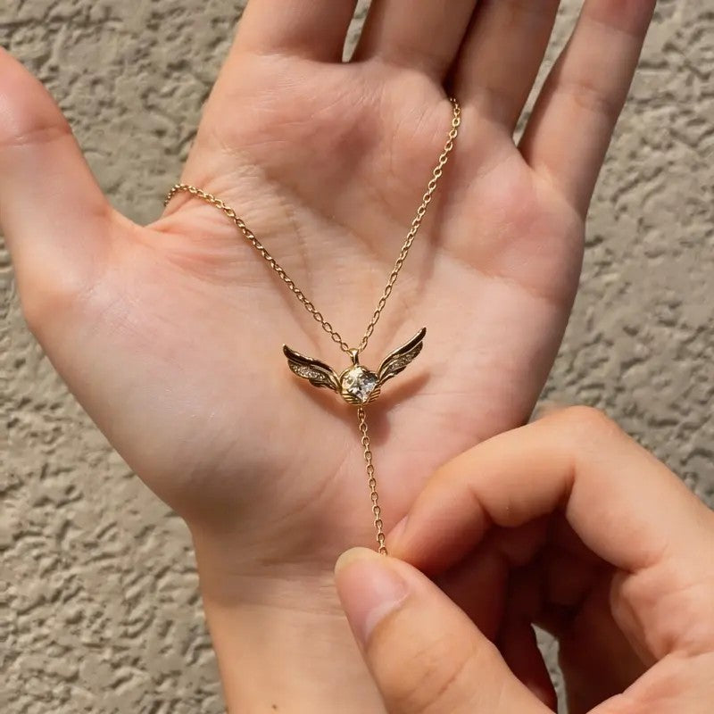 18k Vintage Winged Snitch Necklace