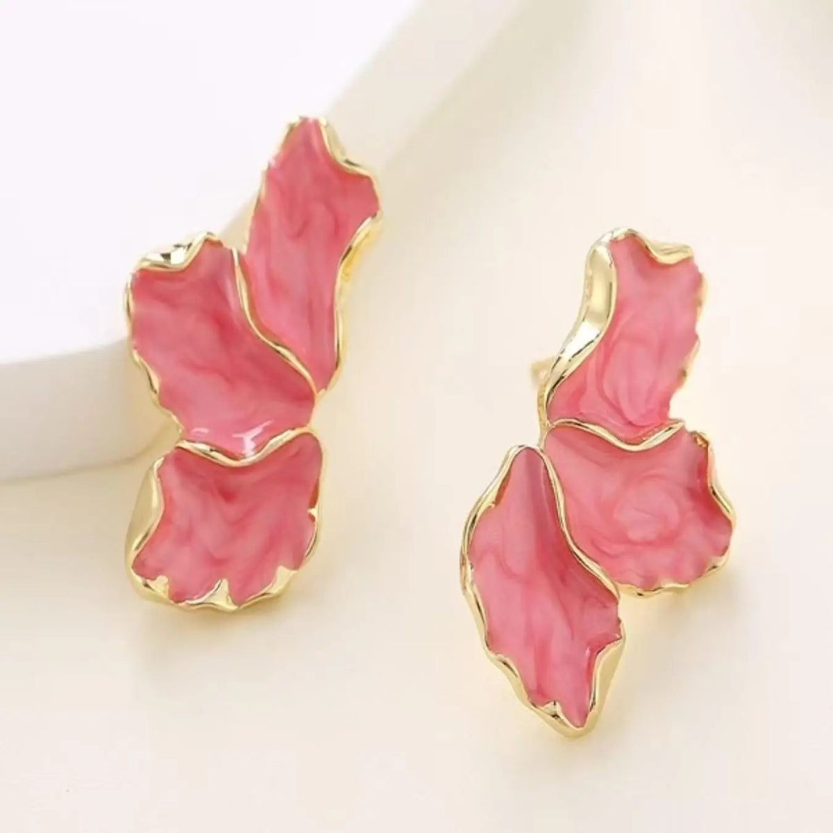 Elegant Pink Flower Earrings