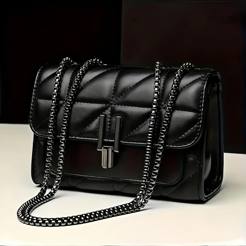 Elegant Quilted Chain Crossbody