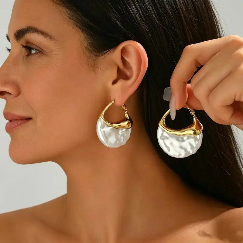 2PC Elegant Baroque Pearl Hoop Earrings